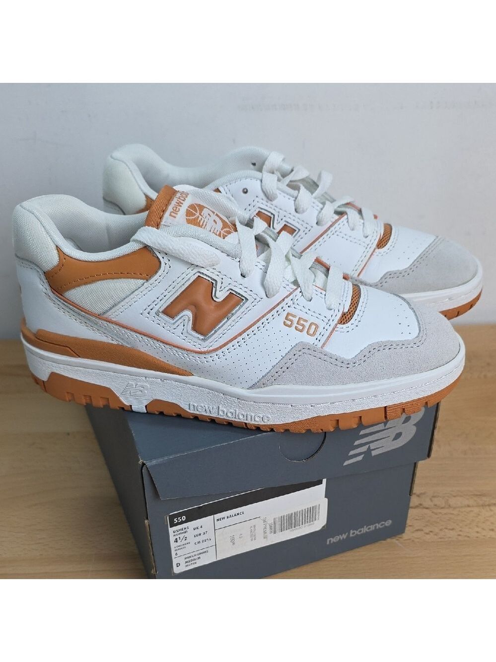 New Balance 550 White & Orange Low-Top Sneakers Men 5.5 Used